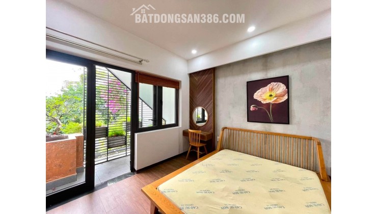 SIÊU PHẨM - Nhà 3 tầng 3 mê Nguyễn Huy Tự - sát ngay bãi tắm