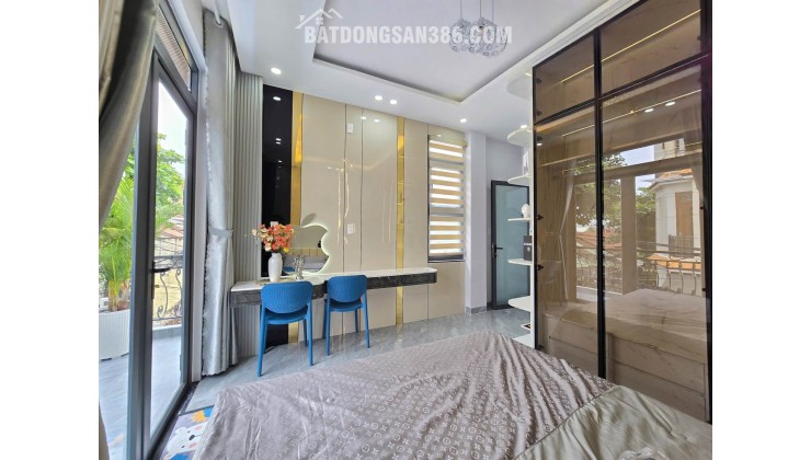 SIÊU PHẨM - VILA 3 TẦNG 2 MẶT TIỀN THOÁNG MÁT – Ô TÔ ĐẬU NGÀY ĐÊM