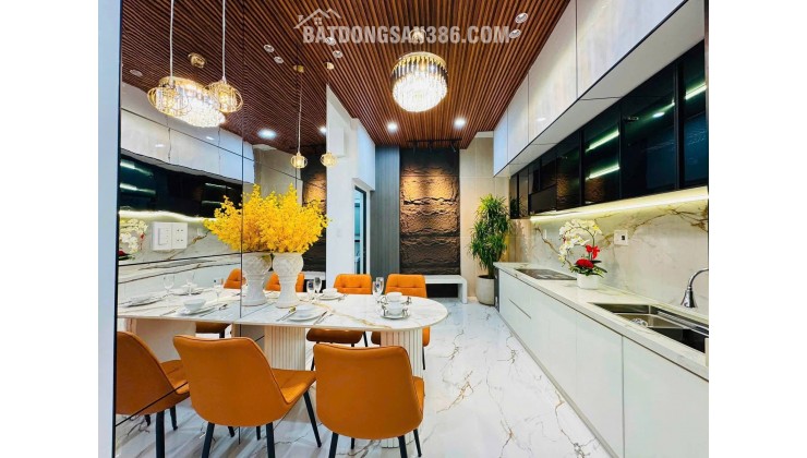 SIÊU PHẨM 3 tầng Ô tô ngủ trong nhà K64 Trần Đình Tri