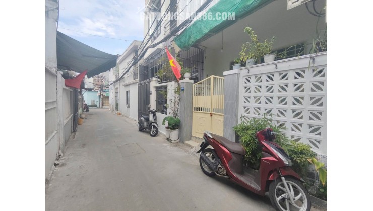 Bán nhà gác lửng kiệt Ô Tô Nguyễn Văn Huề - sát đường chính