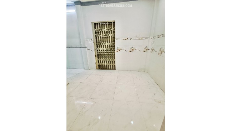 BÁN NHÀ SÁT HXH DƯƠNG BÁ TRẠC P2 Q8 - 4.1X13.5 - 54M2 - CHỈ 5,98 TỶ- GỌI NGAY 0784968131