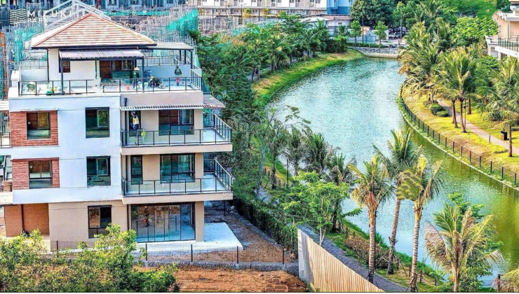 NHÀ PHỐ TRELLIA COVE,  NGUYỄN VĂN LINH, BÌNH CHÁNH, XD 249M2 – 18,8 TỈ