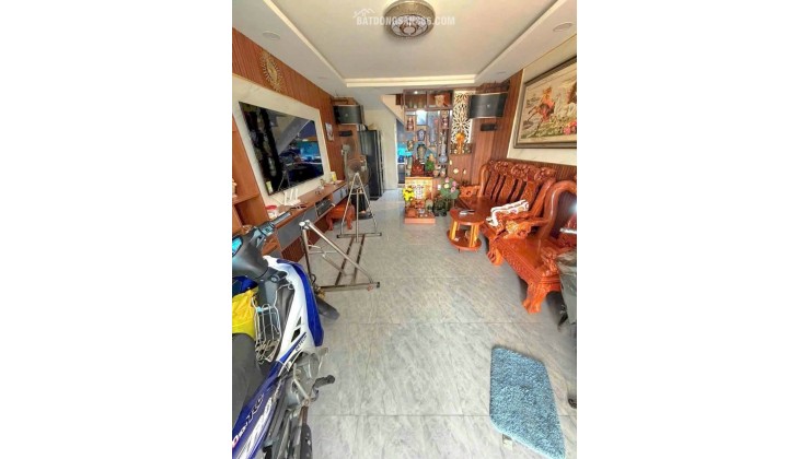 NHÀ PHỐ 3 TẦNG – Ô TÔ TỚI CỬA – HẺM THÔNG – NGUYỄN THỊ HƯƠNG, NHÀ BÈ