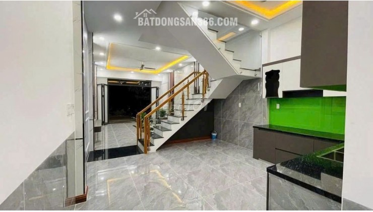 2Tỷ1 Có Ngay Nhà 120m², 3PN, 2WC, Sổ Hồng Riêng ngay trung tâm Thủ Dầu Một