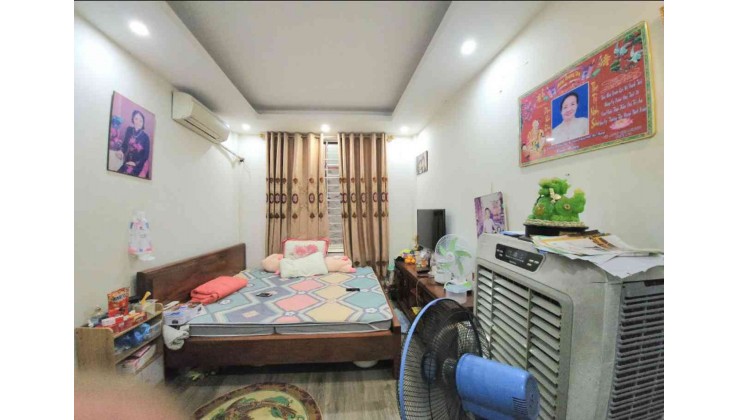 LÔ GÓC - Ô TÔ ĐỖ, KINH DOANH NGÀY ĐÊM-  4 TỶ 55 (có thương lượng)