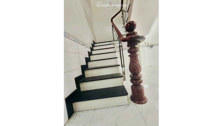 BÁN NHÀ SÁT HXH DƯƠNG BÁ TRẠC P2 Q8 - 4.1X13.5 - 54M2 - CHỈ 5,98 TỶ- GỌI NGAY 0784968131