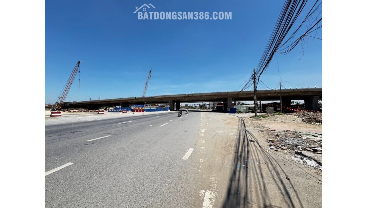 Bán đất 167m2 mặt đường, Phạm Văn Đồng, Dương Kinh, Hải Phòng, gần cầu hải Thành
