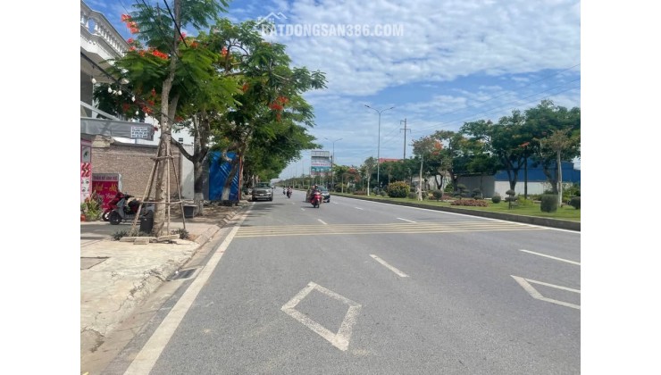 Bán đất 167m2 mặt đường, Phạm Văn Đồng, Dương Kinh, Hải Phòng, gần cầu hải Thành