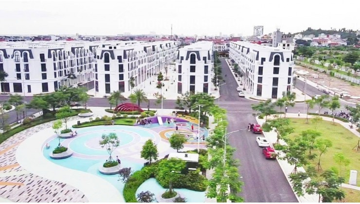 Cơ hội sở hữu shophouse,liền kệ tại vị trí đẹp, phù hợp vừa kinh doanh vừa đầu tư lâu dài