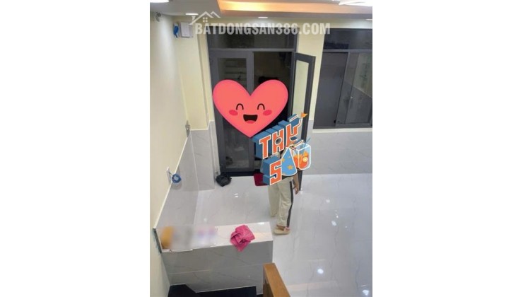 1 TỎI HƠN CÓ NHÀ XÂY MỚI ,1/ GẦN NGUYỄN SƠN, TÂN PHÚ,30M RA MT,2 TẦNG,NGANG ĐẸP 4M,TẶNG FULL NỘI THẤT.