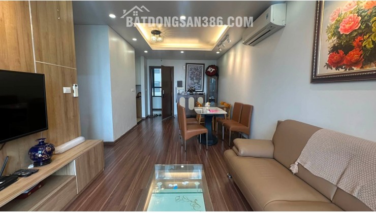 Cho thuê chung cư N01T3 Ngoại Giao Đoàn 4 ngủ view hồ