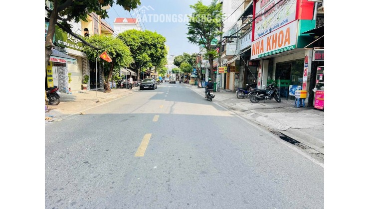 MĂT TIỀN LÊ THỊ HOA NGANG 5M ĐƯỜNG 15M DT 104,3M2 GIA 9TY500