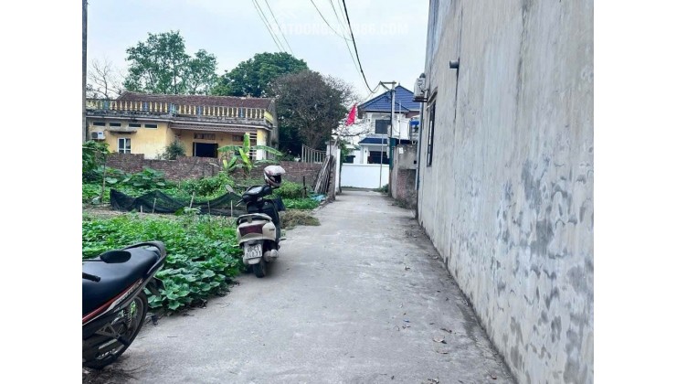 Cần bán căn nhà 3 tầng ở Mỹ Hào Hưng yên  sổ hồng chính chủ