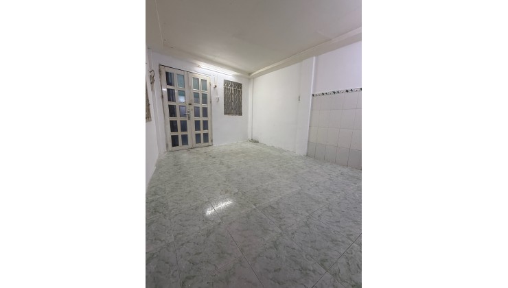 Nhà nguyên căn quận 6 ngay trường Chi Lăng  - tổng diện tích 28m2