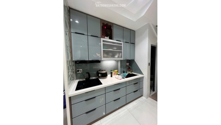 4 TẦNG - HẺM XE HƠI - KHU VIP TÂN SƠN NHÌ - 35M2 - FULL NỘI THẤT - GIÁ 6 tỷ.