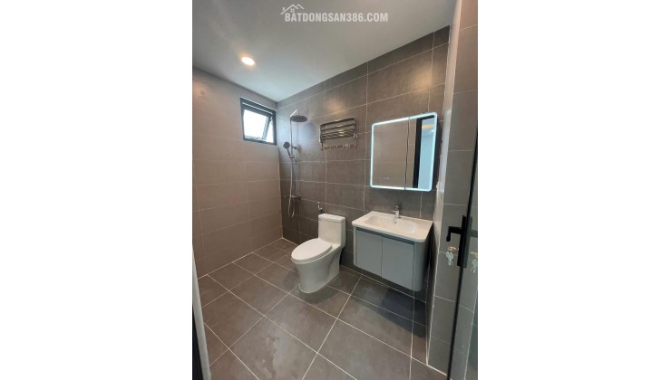 Bán gấp Nhà Mặt Tiền Đường Trần Hưng Đạo Quận Tân Phú - 98m2 Giá 17.6 Tỷ