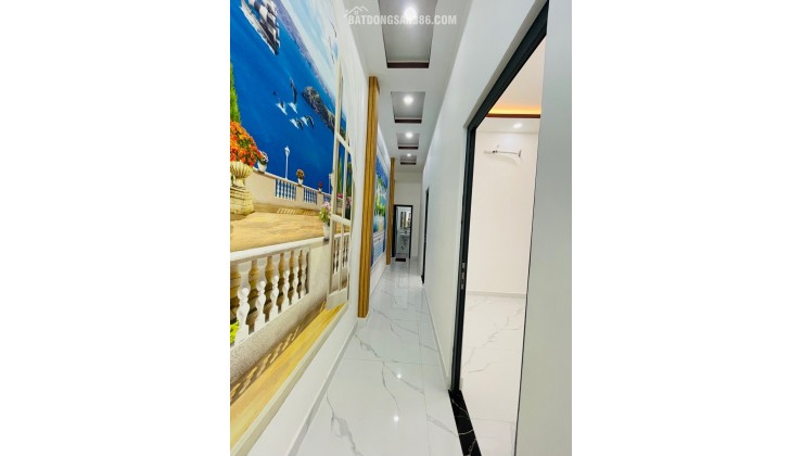 CHỦ GẤP GIẢM THÊM 100TR 79m2, 4mX19m,4 TẦNG CHỈ VỚI 5 TỶ HƠN XÍU XIU.