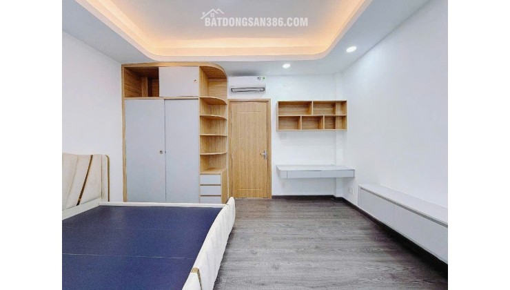 Bán Nhà 65m² Đường Nguyễn Thị Thập, Quận 7 – Giá 12 Tỷ Thương Lượng
