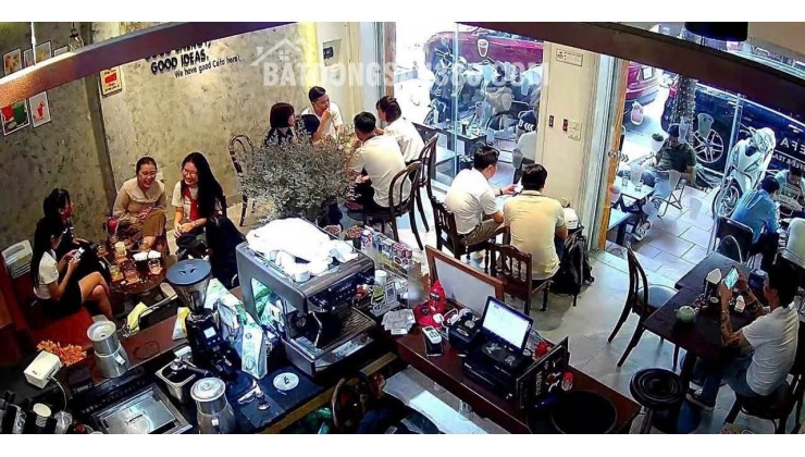 Sang nhượng quán cafe mặt ngõ ô tô tránh Đỗ Quang - Cầu Giấy