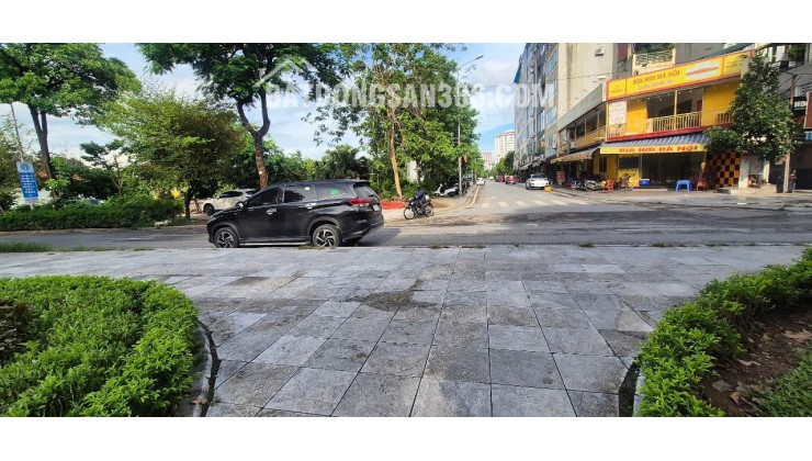 Chính chủ bán nhà mặt phố Nguyễn Cơ Thạch 45mv SĐCC LH:0969148973.