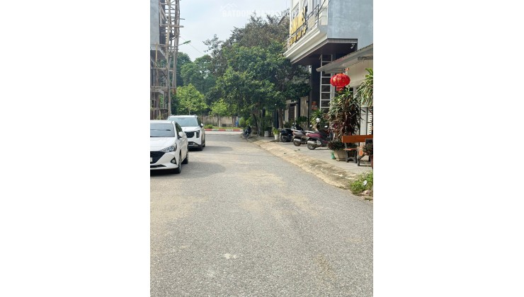 TĐC Bắc Phú Cát, 200m chỉ 70tr/m không lỗi phong thuỷ, cách đường đôi 20m