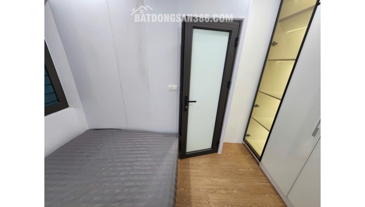 Chính Chủ P 503 Nhà 77 Thịnh Hào 1 Đống Đa Bác nào con lên học đại học mua căn này thì quá đỉnh , học xong bán lại vẫn lời