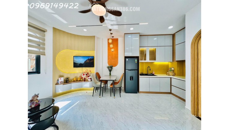 SIÊU PHẨM MỚI ĐẸP 2 MẶT TIỀN HẺM XE HƠI 7 CHỖ TỚI NHÀ -  2 TẦNG - DTSD 50M2. NHỈNH 5TY