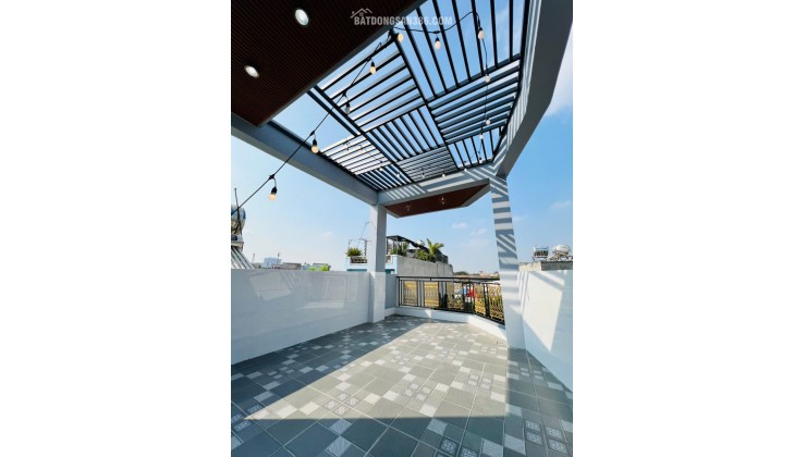 Nhà phố đẹp  4 Tầng, Tam Bình, 2MT  - Nhỉnh 5 tỷ – Đường 8m – Ôtô ngủ trước nhà