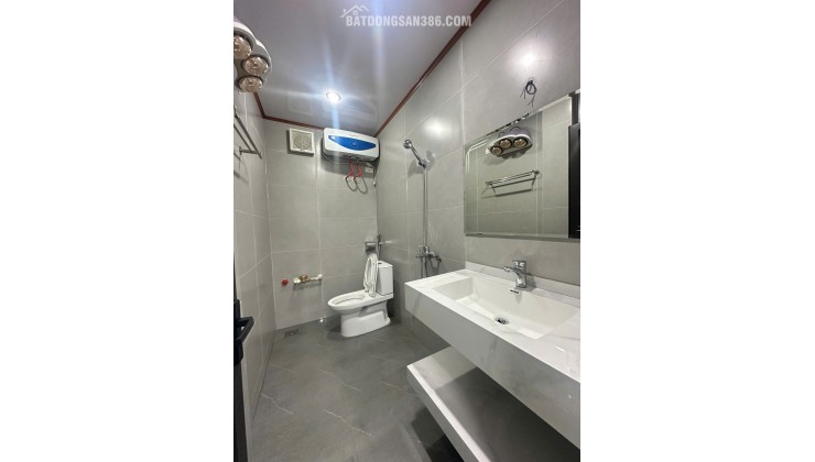 Bán nhà đẹp Thạch Bàn- Ngõ Nông- Oto- 45m 5 tầng hơn 7 tỷ(TL)