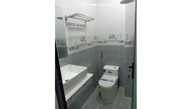 CHỈ VỚI 2TỶ1 SỞ HỮU NGAY CĂN NHÀ 1 TRỆT 1 LẦU, SỔ HỒNG RIÊNG NGAY TRUNG TÂM THỦ DẦU MỘT