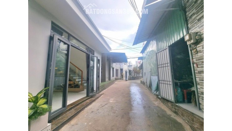 HƠN 4 TỶ CÓ NGAY NHÀ HẺM XE HƠI PHAN VĂN HỚN QUÂN 12