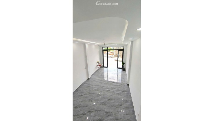  Tìm Đâu Ra! Nhà 1 Trệt 1 Lầu vị trí đẹp 120m² Tại Thủ Dầu Một