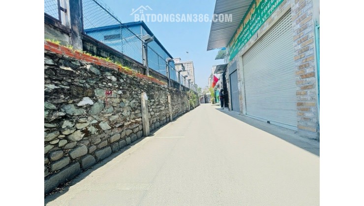 Nhà phố đẹp , Lô góc 2 mặt tiền – Tam Bình - 76m2 – Nhỉnh 3 tỷ - Đường ôtô tránh- Ôtô ngủ trong nhà