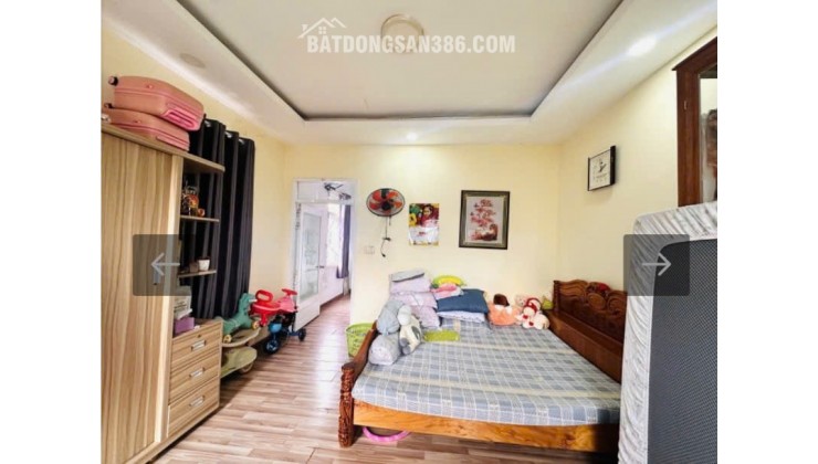 Nhà 2 mặt thoáng 2 tầng - hoàn công đủ - ngang 5.8. lh:0966856870