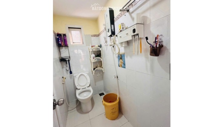 Nhà 2 mặt thoáng 2 tầng - hoàn công đủ - ngang 5.8. lh:0966856870