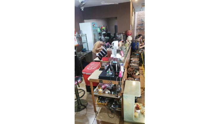 Sang Nhượng Quán Cafe Máy Lạnh – 2 Mặt Bằng – CMT8, Phường 15, Quận 10