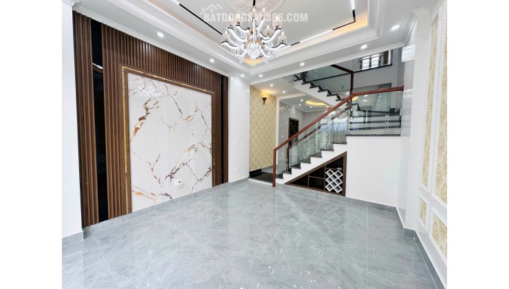 Nhà đẹp 4 tầng tái định cư Vinhomes( chợ hoa quả) Hồng Bàng gần công viên