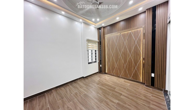Nhà đẹp 4 tầng tái định cư Vinhomes( chợ hoa quả) Hồng Bàng gần công viên