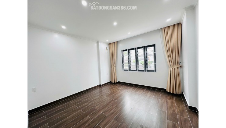Nhà đẹp 4 tầng tái định cư Vinhomes( chợ hoa quả) Hồng Bàng gần công viên