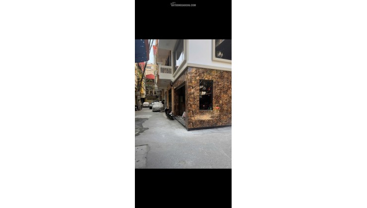 BÁN NHÀ 7 TẦNG, GÓC 3 MẶT ĐƯỜNG, SỐ 4 NGÕ 521 NGUYỄN TRÃI. LH:0393111533 HOẶC 0934306688.