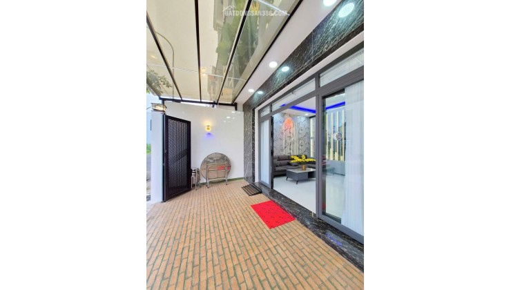 BÁN NHÀ KĐT 5 SAO CÁCH CHỢ BÌNH CHÁNH CHỈ 2KM (5,5 X 15) CHỈ 4.5 TỶ. LH:0908815596