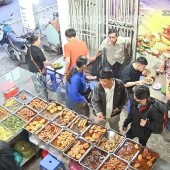 CẦN SANG NHANH MẶT BẰNG KINH DOANH QUÁN CƠM CHAY TẠI Lê Lợi gần chùa Hoằng Pháp