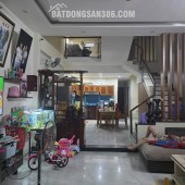 Bán nhà 3 tầng mặt tiền đường Nguyễn Thị Thập - Gần biển