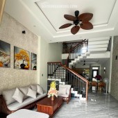 BÁN GẤP NHÀ 3 TẦNG 3 MÊ ĐƯỜNG ĐÔNG BÀI 2 – Ngay chợ hòa khánh