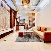 BÁN NHÀ MỄ TRÌ HẠ, NHÀ MỚI ĐẸP LONG LANH, VÀI BƯỚC CHÂN RA Ô TÔ, CỰC GẦN PHỐ, 39M² 5 TẦNG CHỈ 9,9 TỶ