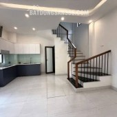 CHO THUÊ NHÀ NGUYÊN CĂN TẠI Ô CÁCH – 30M² x 5 TẦNG – 3PN  