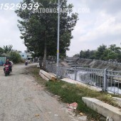 NHÀ NGÔ CHÍ QUỐC -HẺM XE HƠI VÀO NHÀ -4 PHONG NGỦ -GIÁ 5TY900