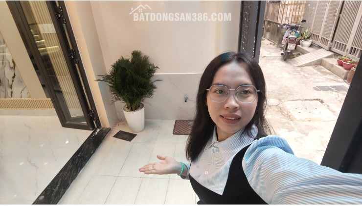 Tây Thạnh Tân Phú nhà 2 tầng DT 42m² mà chỉ 5Đ nhỏ