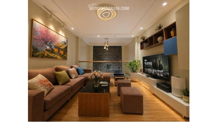 NHÀ ĐẸP 5 TẦNG KHU QUÂN ĐỘI PHỐ CÙ CHÍNH LAN THANH XUÂN GIÁ 8,79 TỶ THƯƠNG LƯỢNG