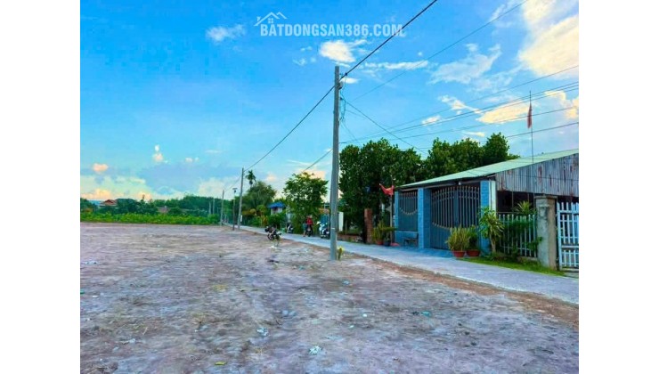 CHỈ 1 LÔ DUY NHẤT CÁCH CHỢ MINH LONG 100M – SỔ SẴN SANG TÊN NGAY!